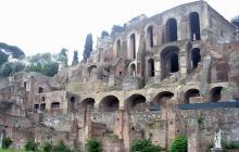 What the Palatine looks like in Rome: photo